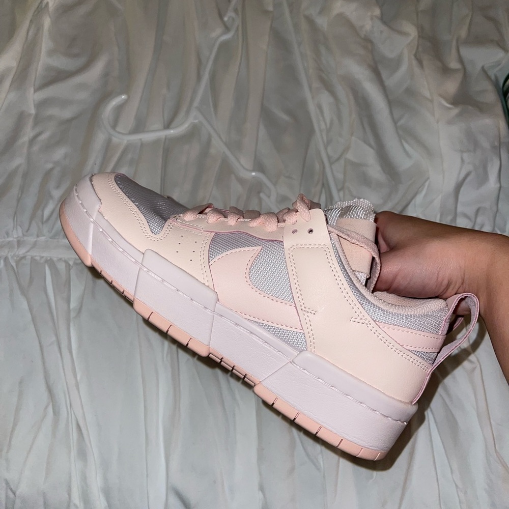 Nike Dunk Low Disrupt in Pale Coral